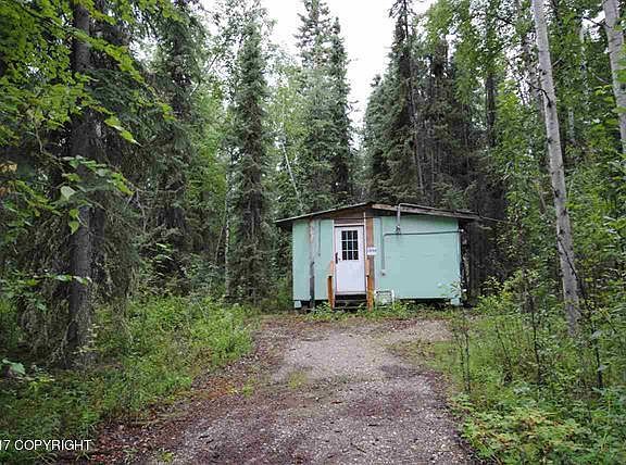 4th image of 3837 Lyle Ave