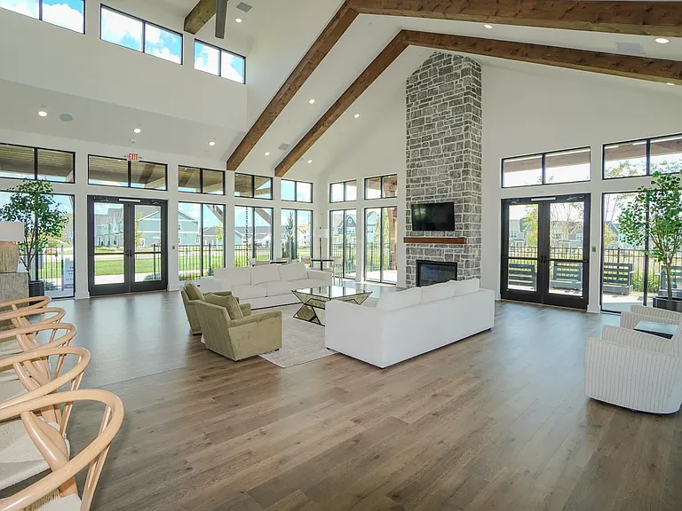5009 Greentree Dr — Photo 2