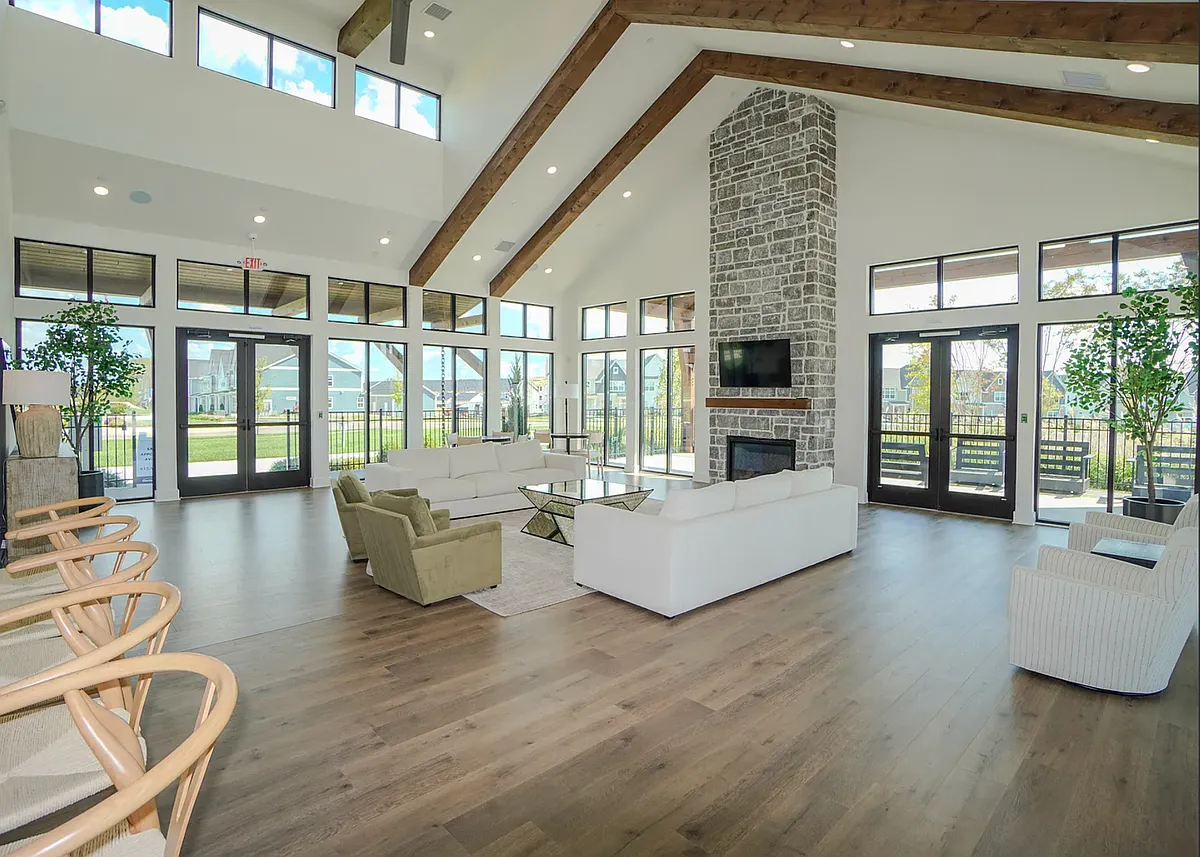 Building Photo - 5009 Greentree Dr