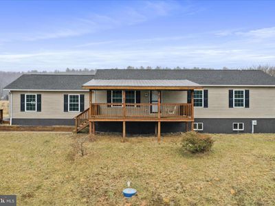 35 Waterstone Ln, Berkeley Springs, WV, 25411