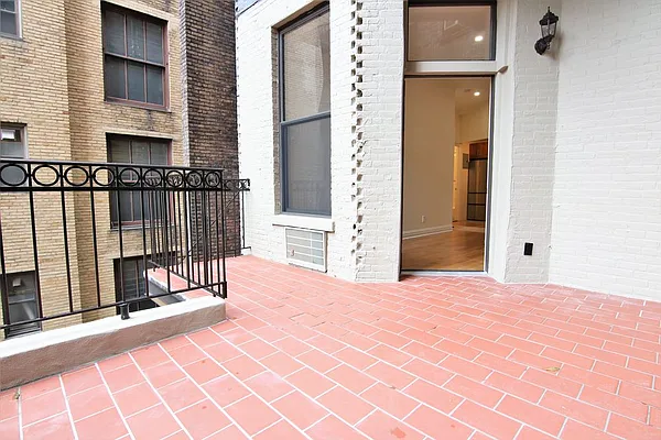 Rented by JK Dansar Corp | media 11