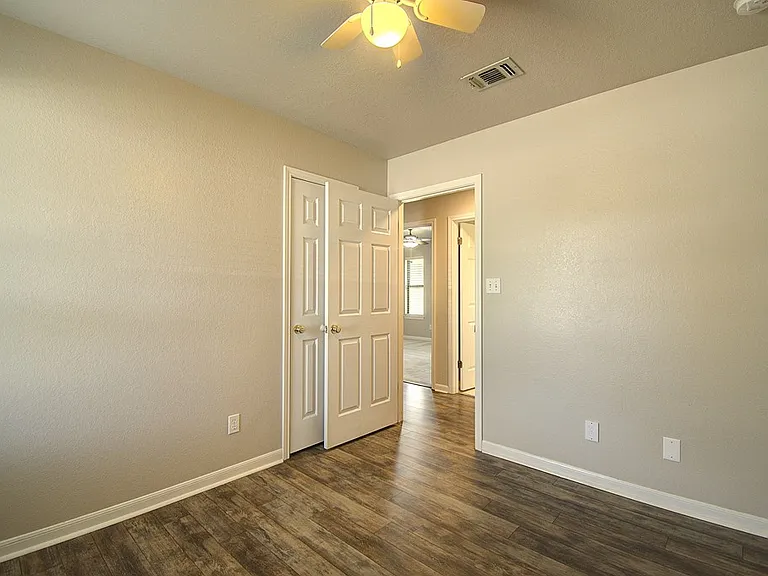 117 Dover Dr — Photo 24