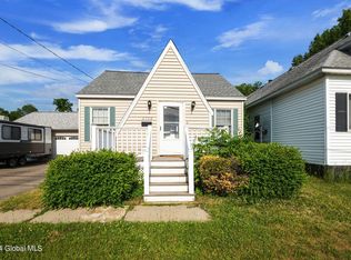 2768 Edgewood Ave, Schenectady, NY 12306