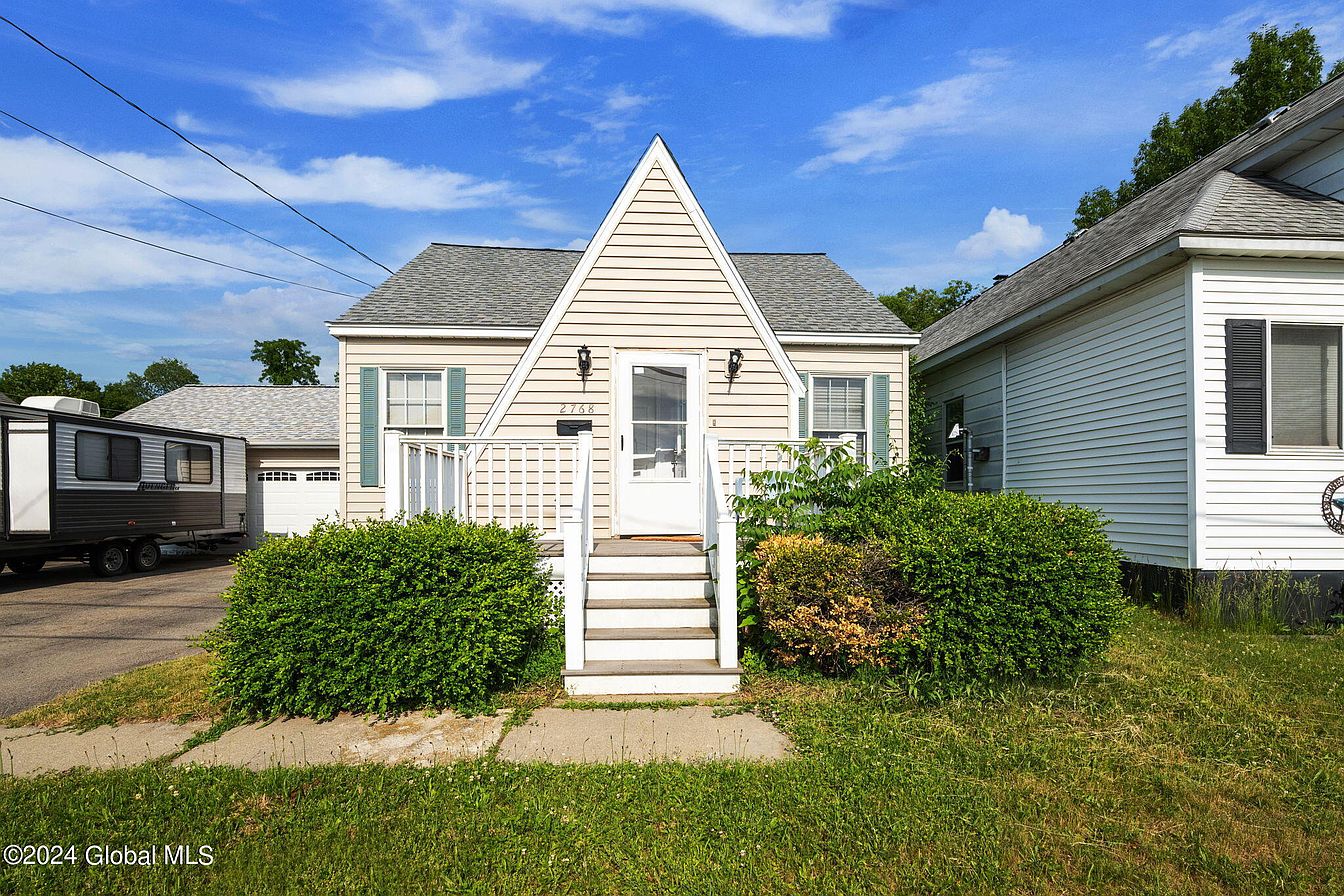 1st image of 2768 Edgewood Avenue