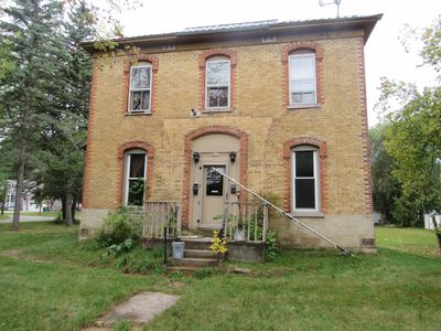 317 N Raymond St, Marinette, WI, 54143