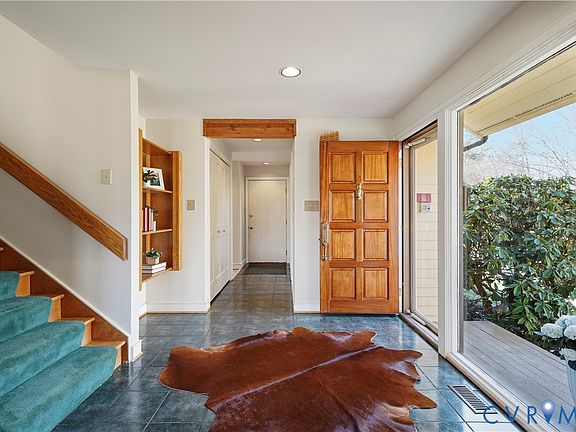 5th image of 805 Rockford Rd