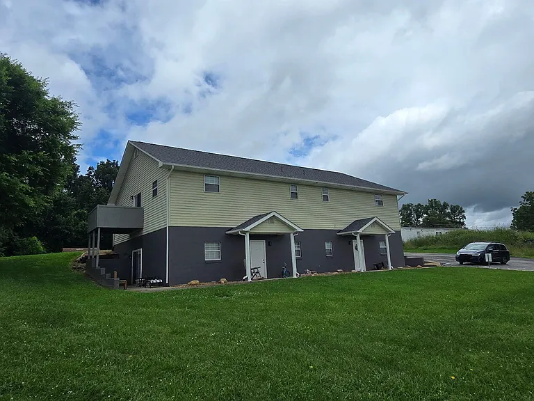 740 Sunnyside Rd #2 — Photo 1