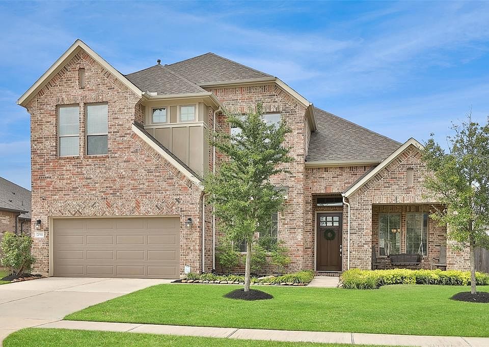 Fabulous 4 Bedroom, 3.5 bath in Laurel Park