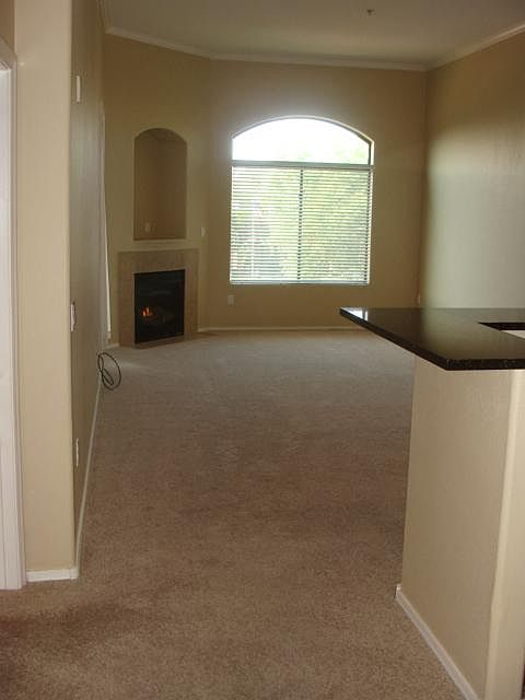 Family Room w/Gas Fireplace