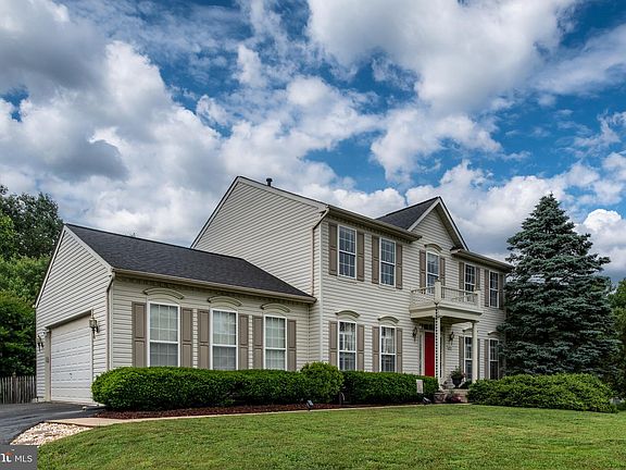 2nd image of 80 Basalt Dr