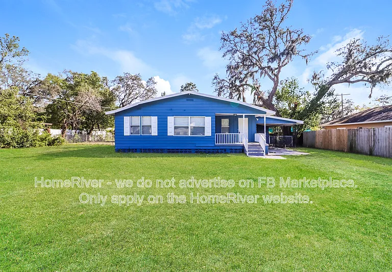 1322 W Hiawatha St — Photo 1