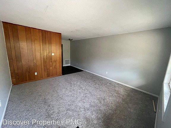 4th image of 1720 N Layman Ave #10487205