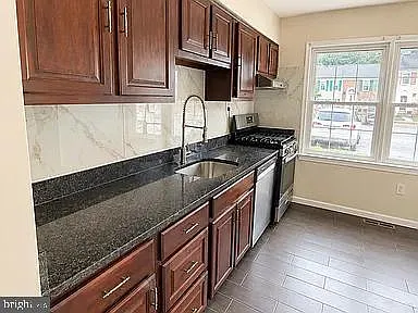 3 bed, 1515 sqft, $2,800 — Photo 2