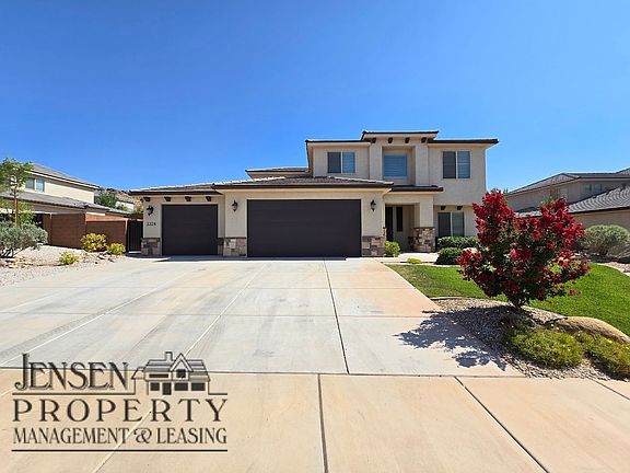 2nd image of 3324 E Tanoak Dr