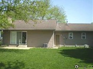 3852 Villa Dr, Columbus, IN 47203