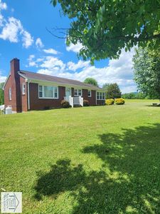 3739 S Mayo Dr, Stuart, VA, 24171
