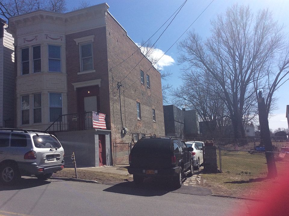 1st image of 96 Ingalls Ave
