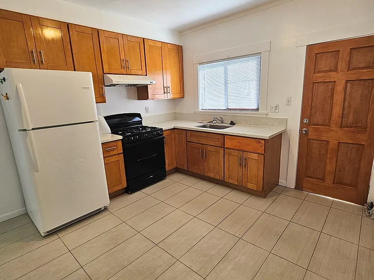 144 Garcia Ave #3 — Photo 8