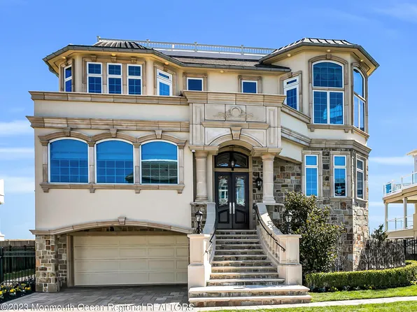 7 Tradewinds Lane, Sea Bright, NJ 07760
