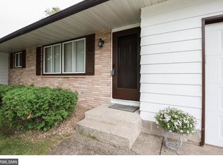 1902 Manor Ln, Hastings, MN 55033