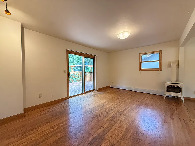 1872 Del Rosa Ct — Photo 33