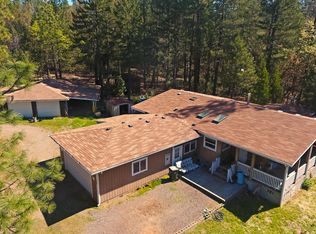 580 Jeannie Way, Cave Junction, OR 97523