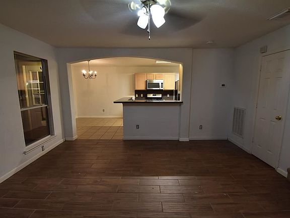 2nd image of 14142 Bishop Bend Ln