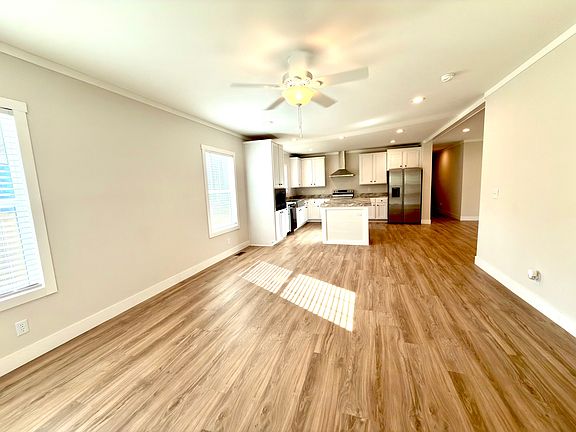 2nd image of 2137 N Royal St
