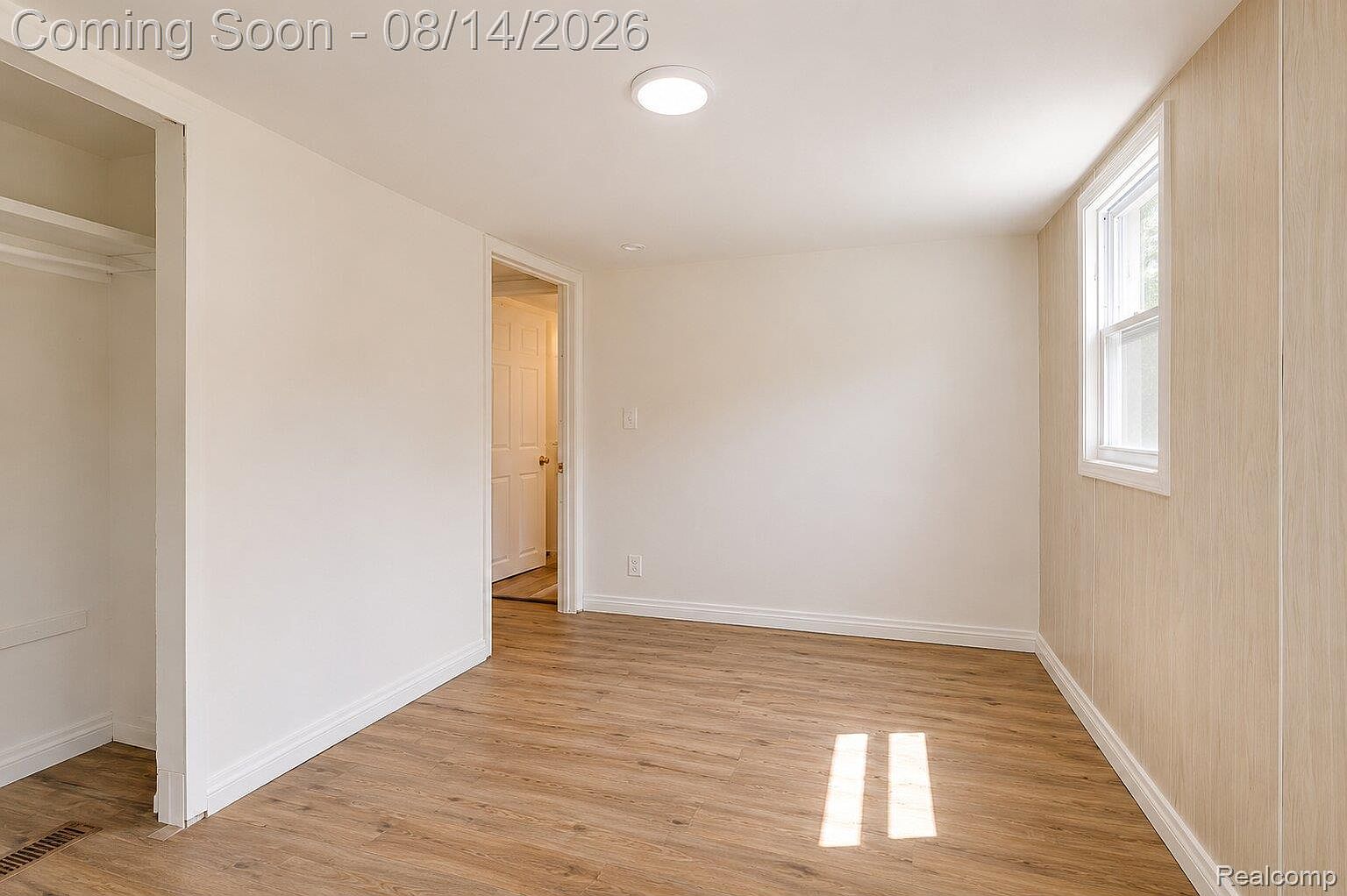 3369 Cleveland St, photo 15