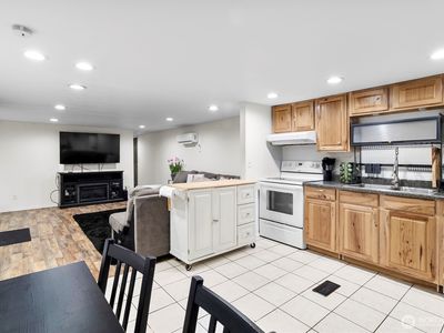 4621 East Street #10B, Blaine, WA, 98230