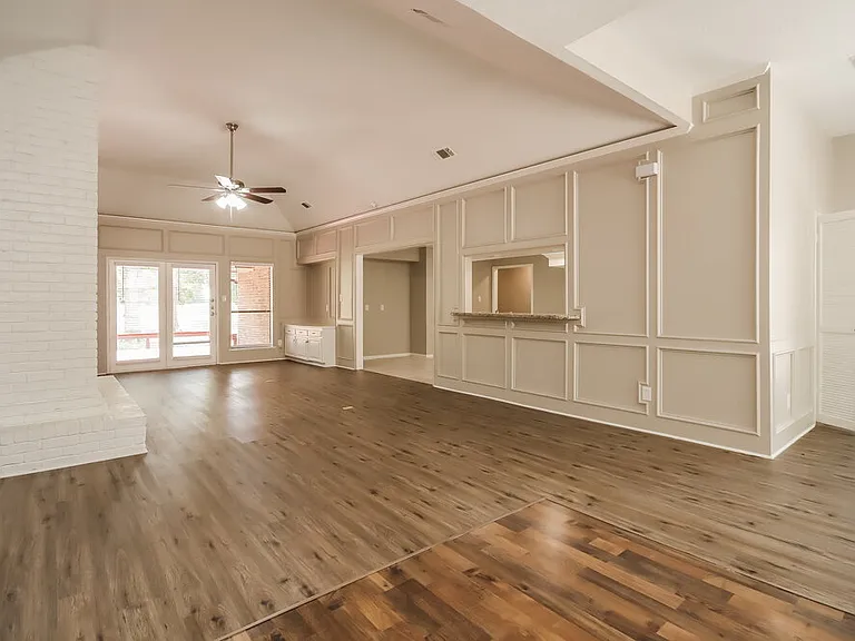 18 Laguna Rd — Photo 3