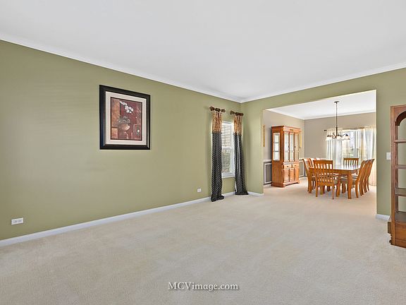 5th image of 2672 Sagamore Cir
