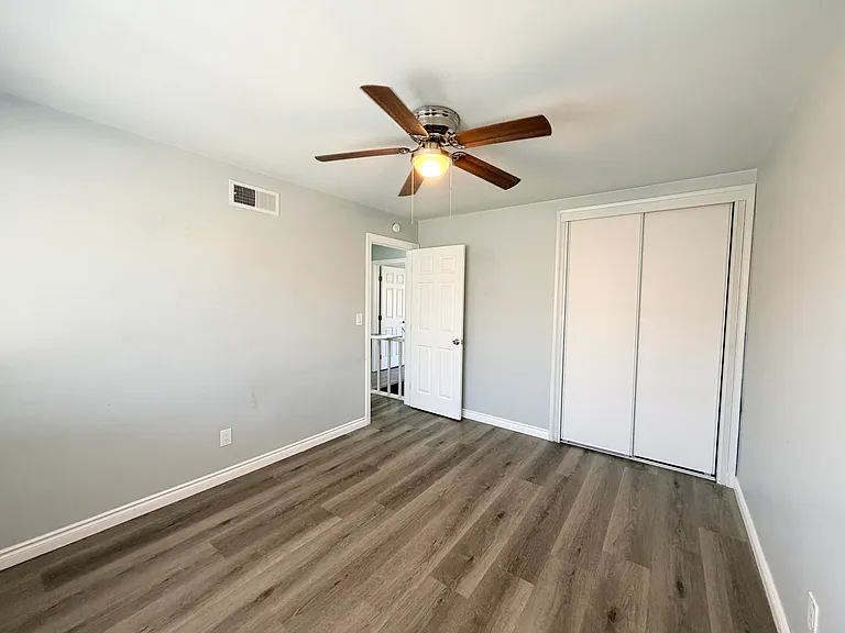 890 N Campus Ave #B — Photo 17