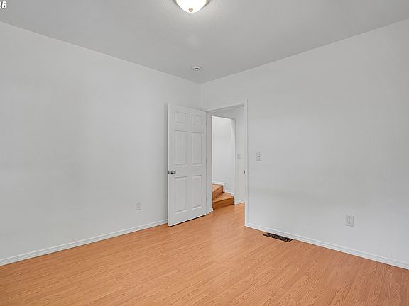 4th image of 6511 NW Saint Helens Rd