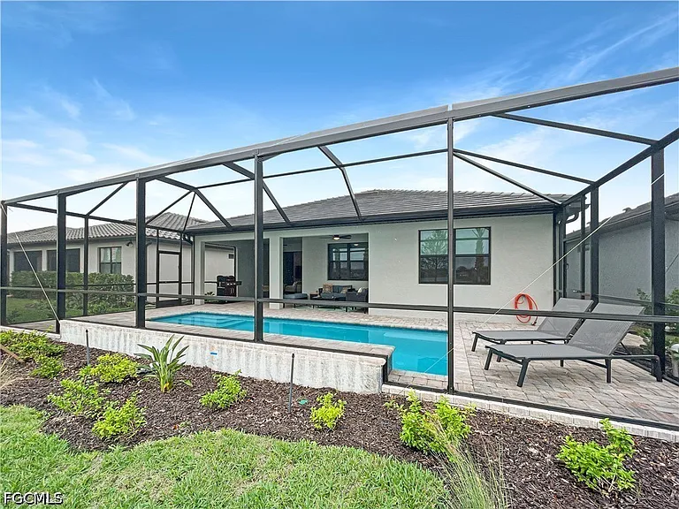 2057 Yellowfin Cir — Photo 20