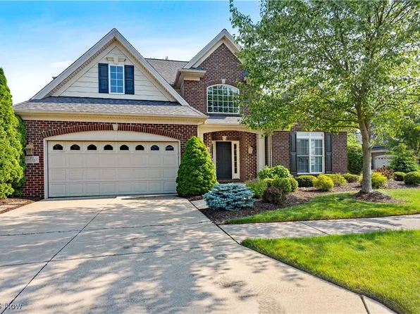 357 Founders Cir, Avon Lake, OH 44012
