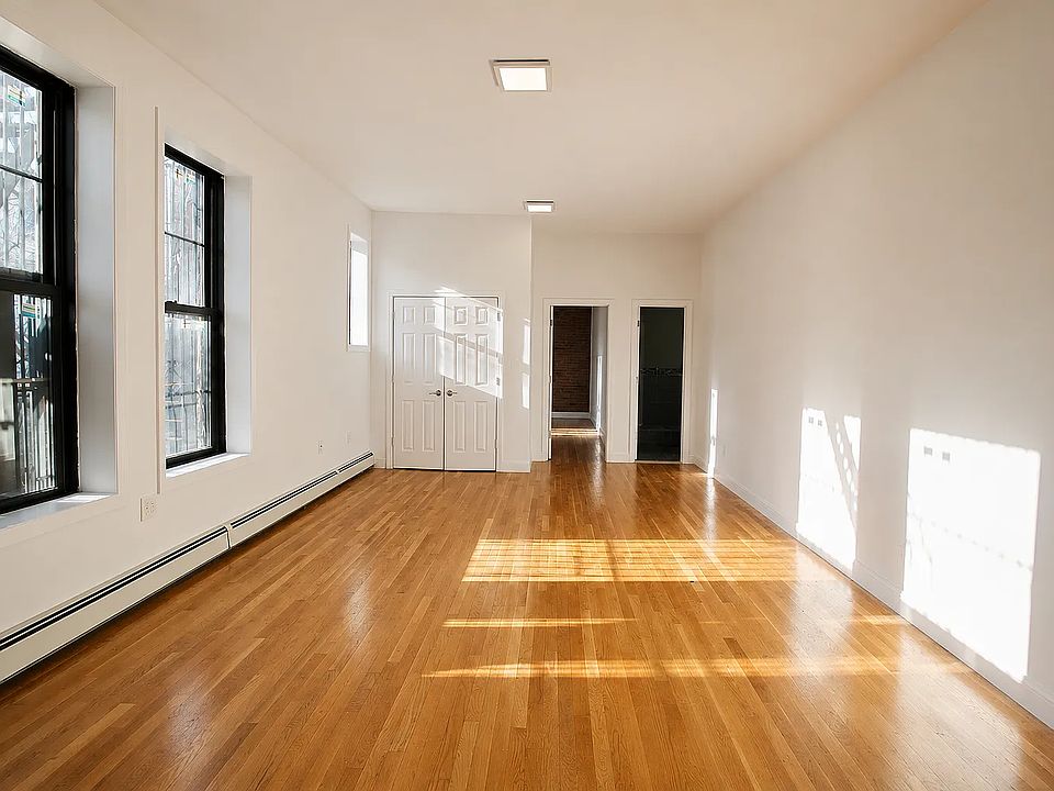 1st image of 460 Throop Ave APT 4