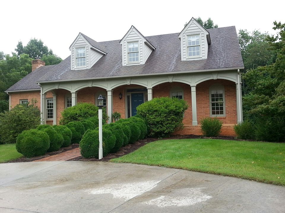 1st image of 1910 Eastway Ln