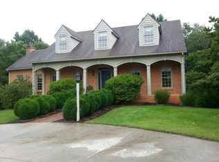 1910 Eastway Ln, Forest, VA 24551