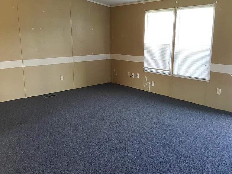 7367 Sterling Dr — Photo 7
