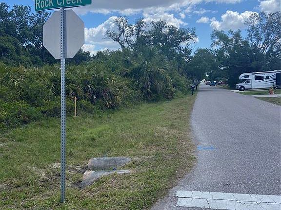 3rd image of 1190 VERNON AVE LOT 1