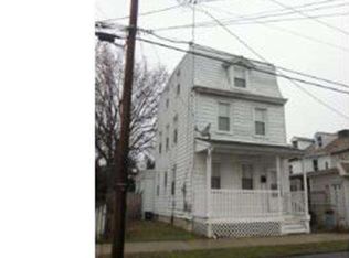 13 N Sussex St, Gloucester City, NJ 08030