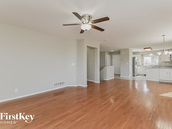 2nd image of 5322 Bradley Cir