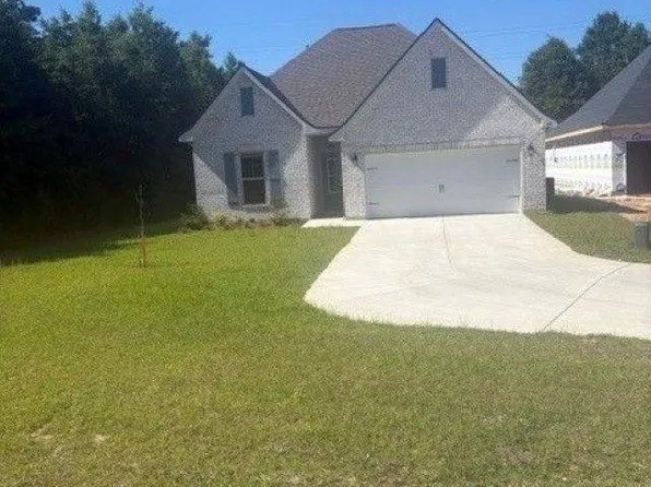 400 Sutton Ln, Foley, AL 36535