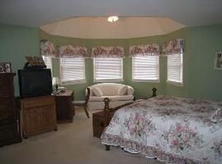 52 Hidden Pond Path, Wading River, NY 11792