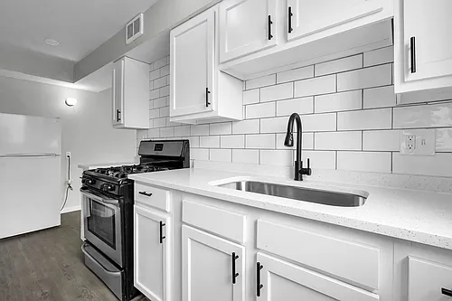 61 N 21st St #J Photo 1