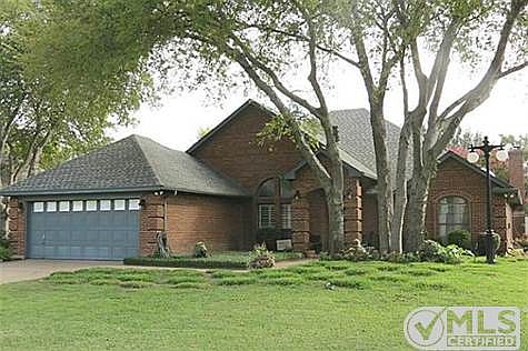 1st image of 355 Park North Ln