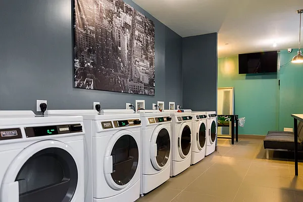 Rented by Nooklyn NYC LLC | media 20