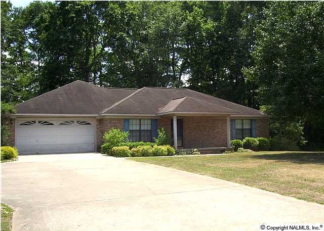 1st image of 2042 Sardis Dr
