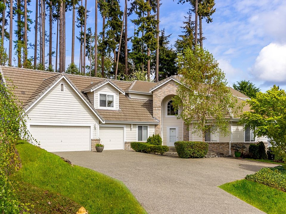 1st image of 2600 Passage View Ln NE